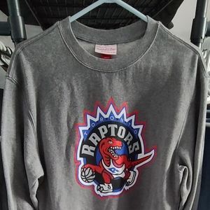 Mitchell & Ness Raptors Crewneck, Large, Grey